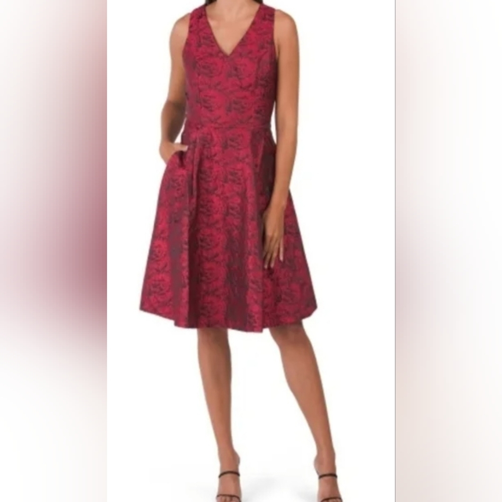 EUC Catherine Malandrino Deep Red Floral Jacquard Fit & Flare Dress Sz 6